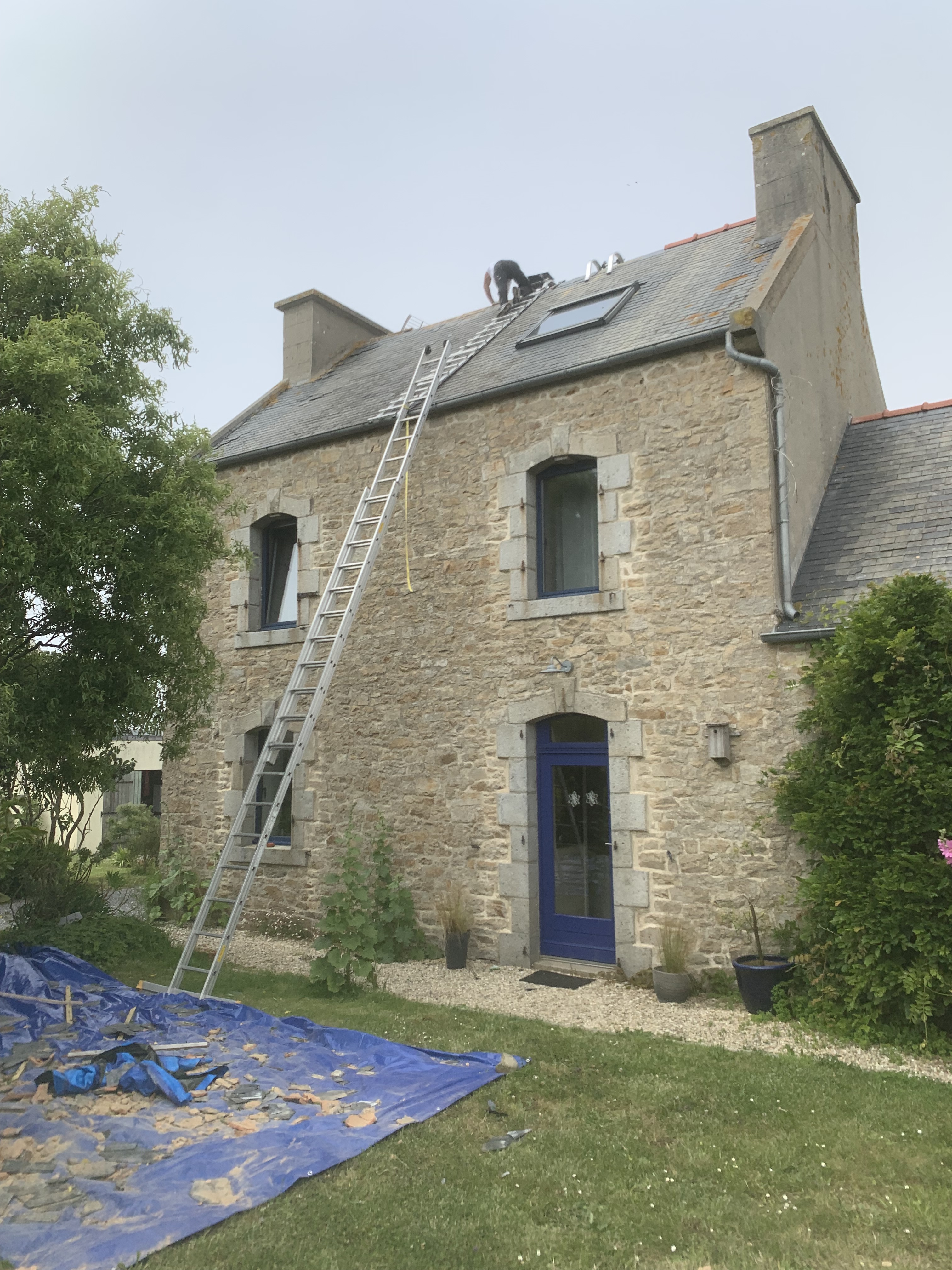 Travaux de reprise du faîtage d’une toiture